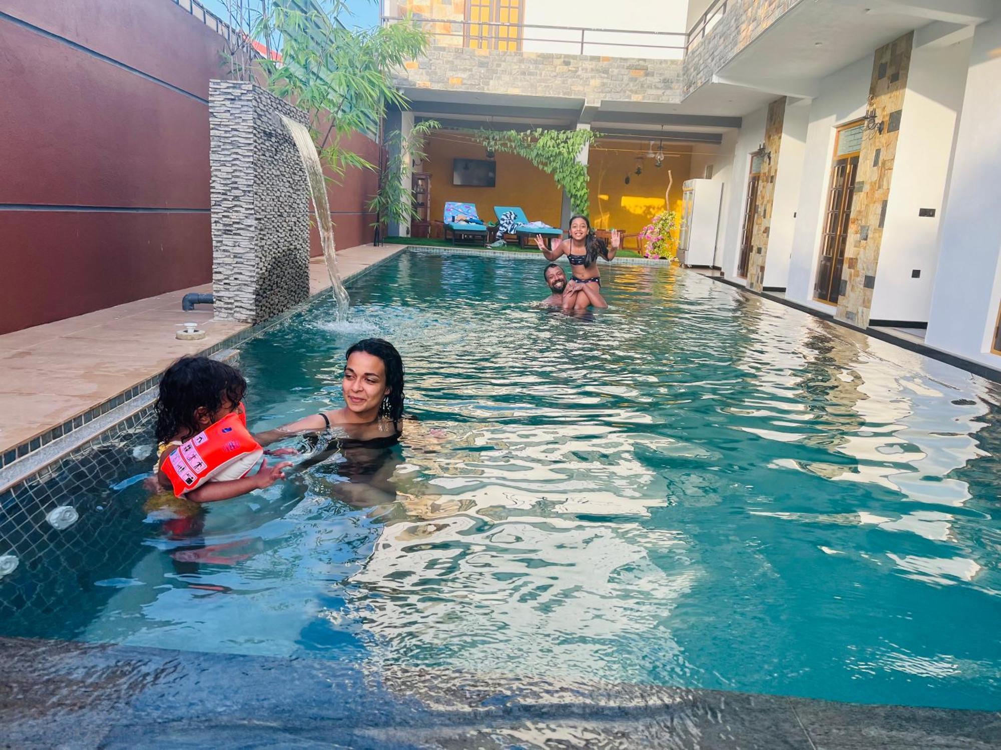 Mama'S Boutique Beach Hotel Negombo Bagian luar foto