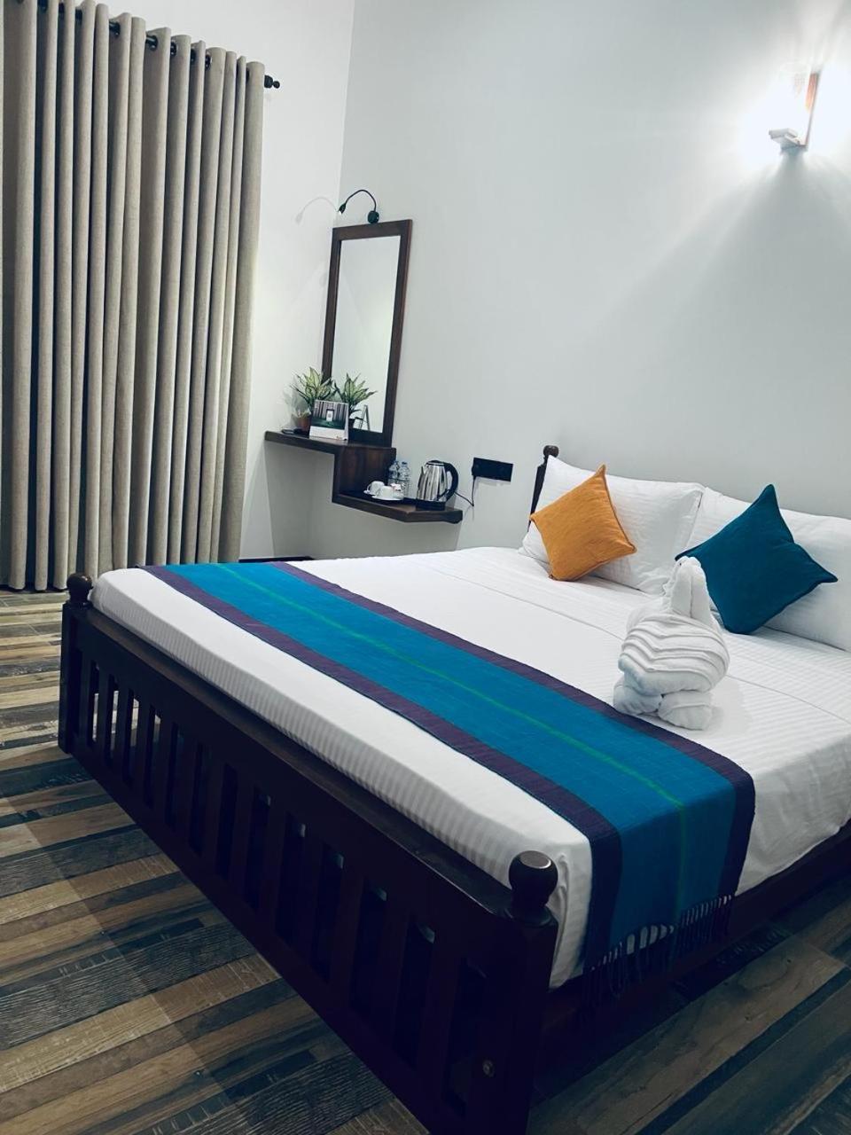 Mama'S Boutique Beach Hotel Negombo Bagian luar foto