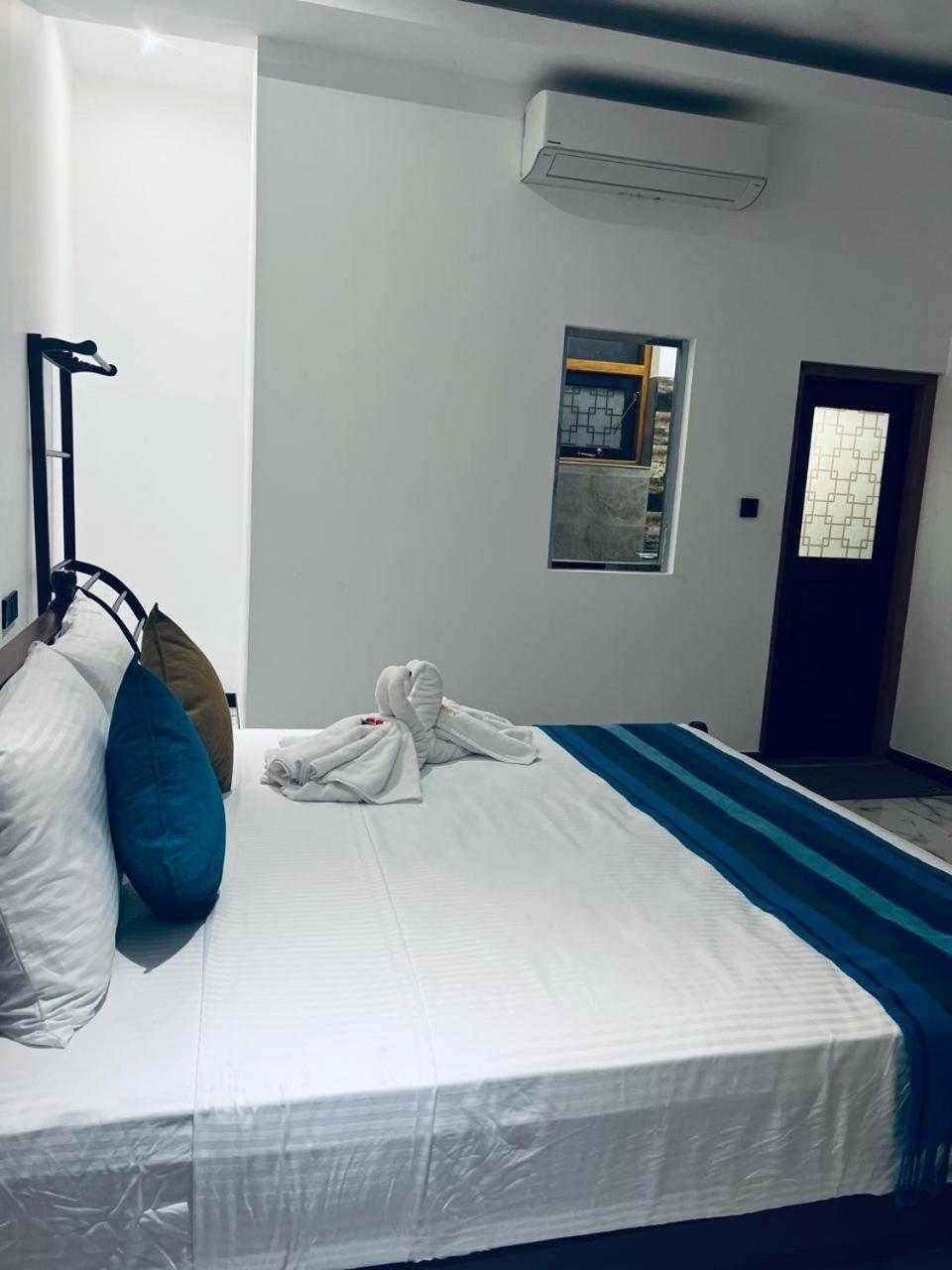 Mama'S Boutique Beach Hotel Negombo Bagian luar foto